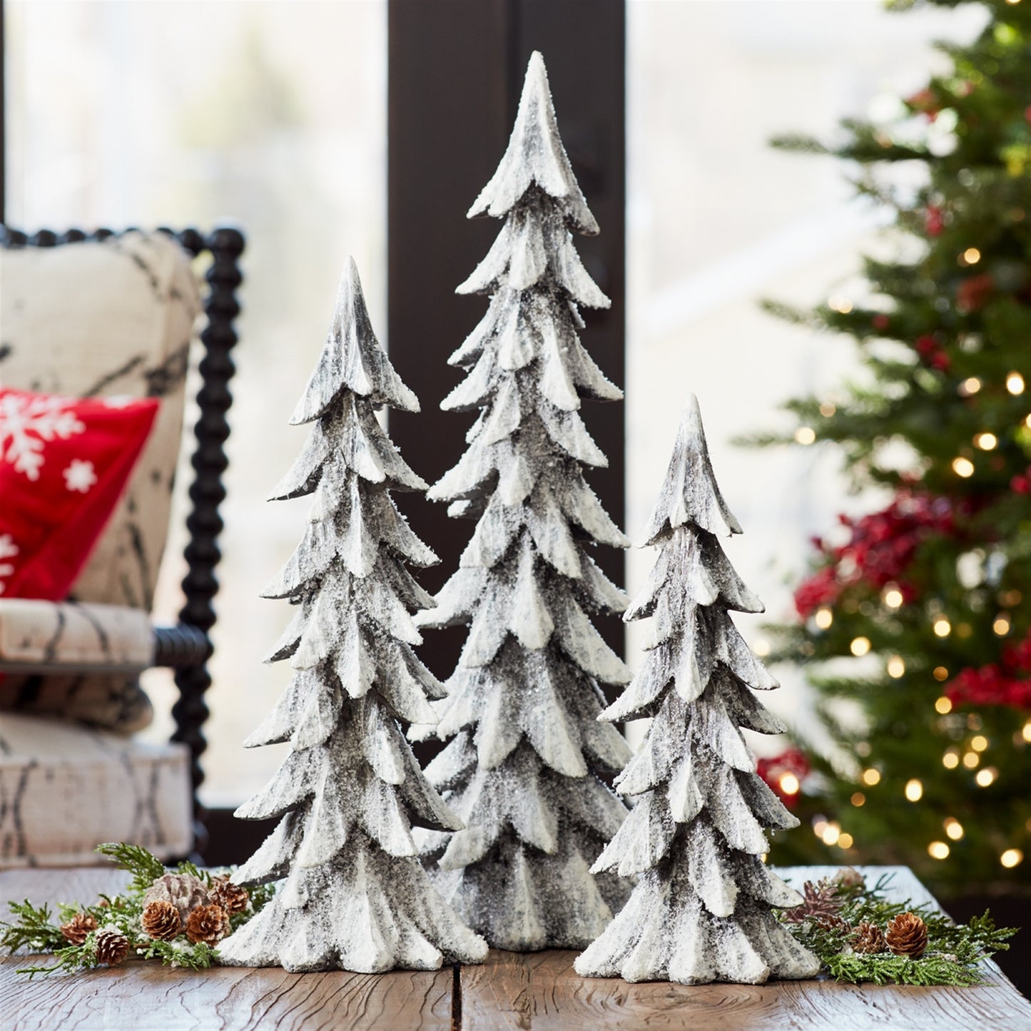 Carved Design Pine Tree Decor (Set of 3)