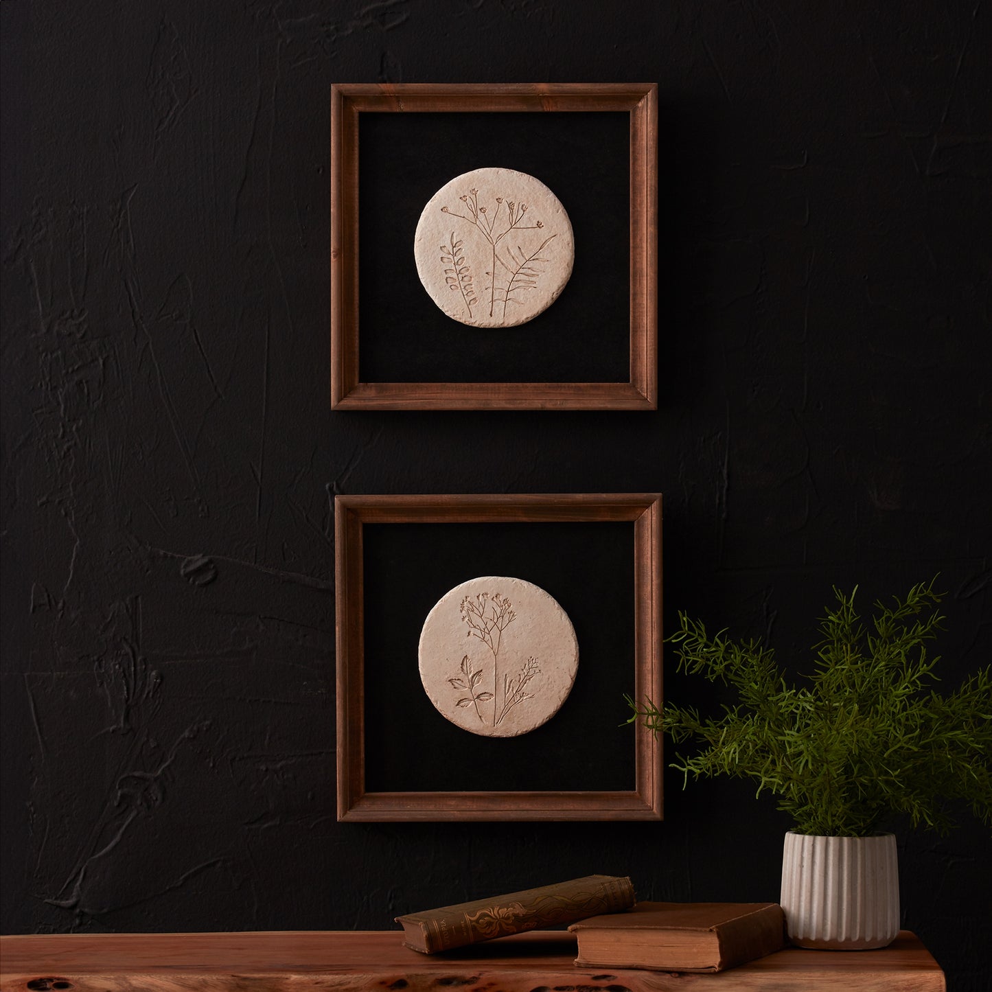 Wood Framed Floral Plaque (Set of 2)
