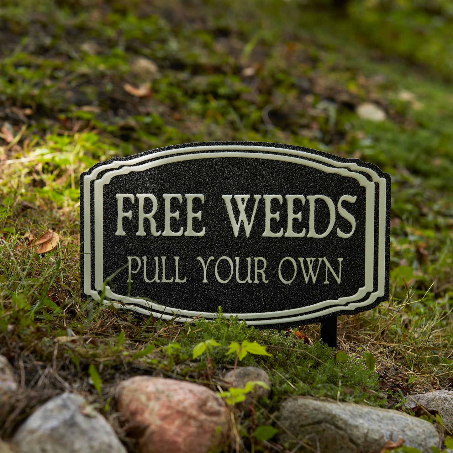 Metal Garden Weeds Stake Sign (Set of 2)