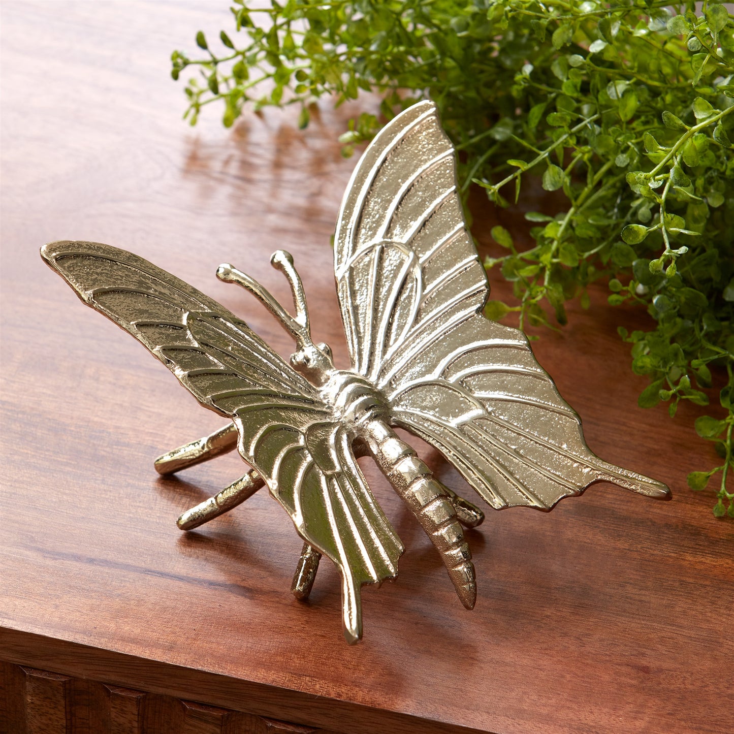 Modern Metal Butterfly Decor (Set of 2)