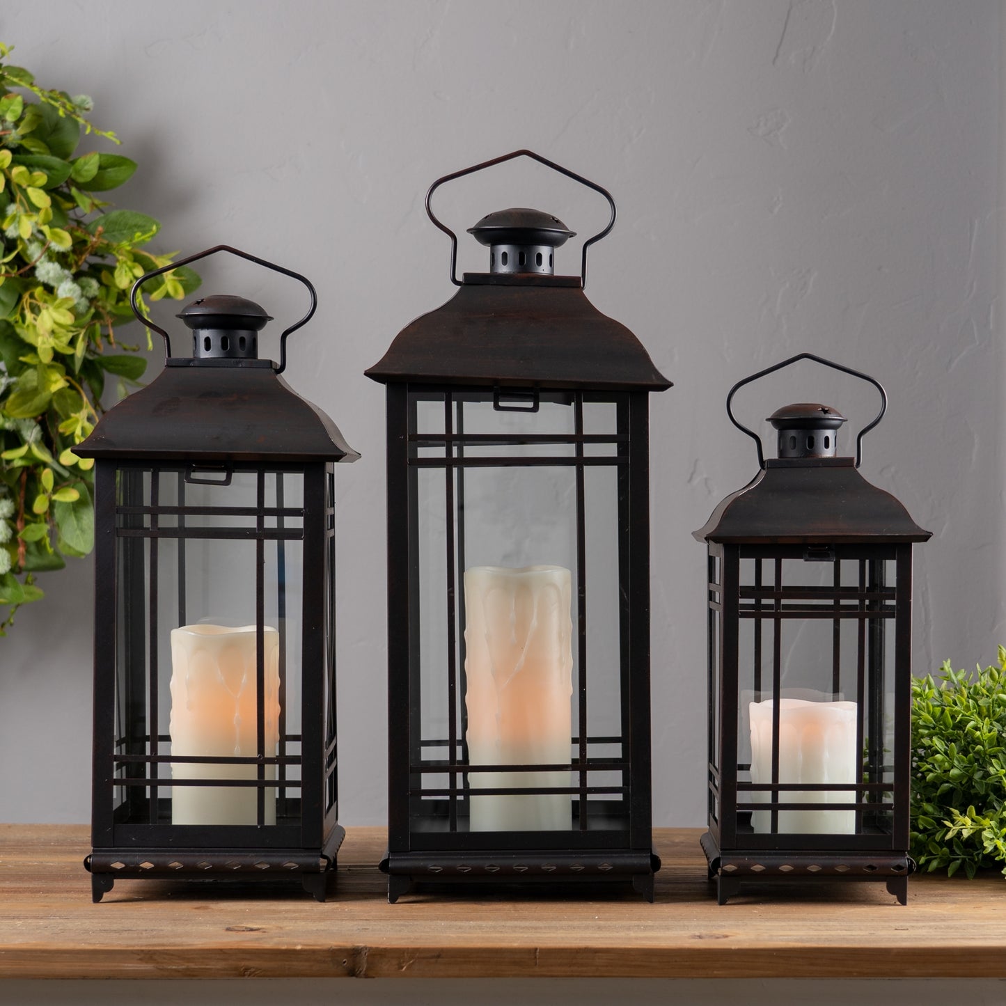 Traditional Black Metal Lantern (Set of 3)