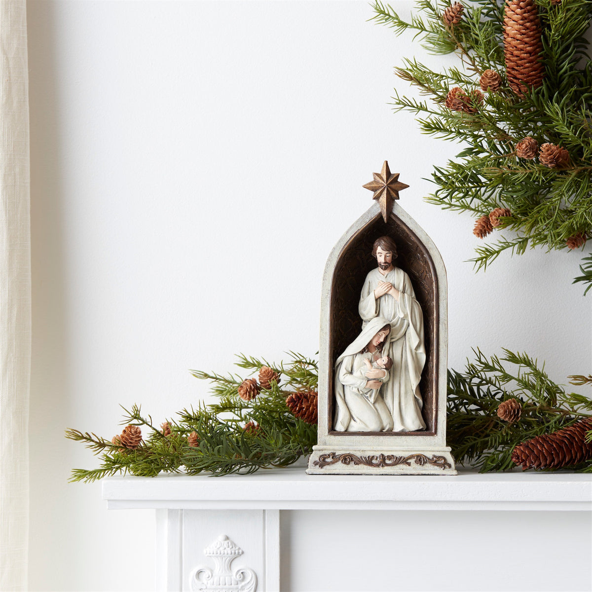 Holy Family Nativity Arch (Set of 2)