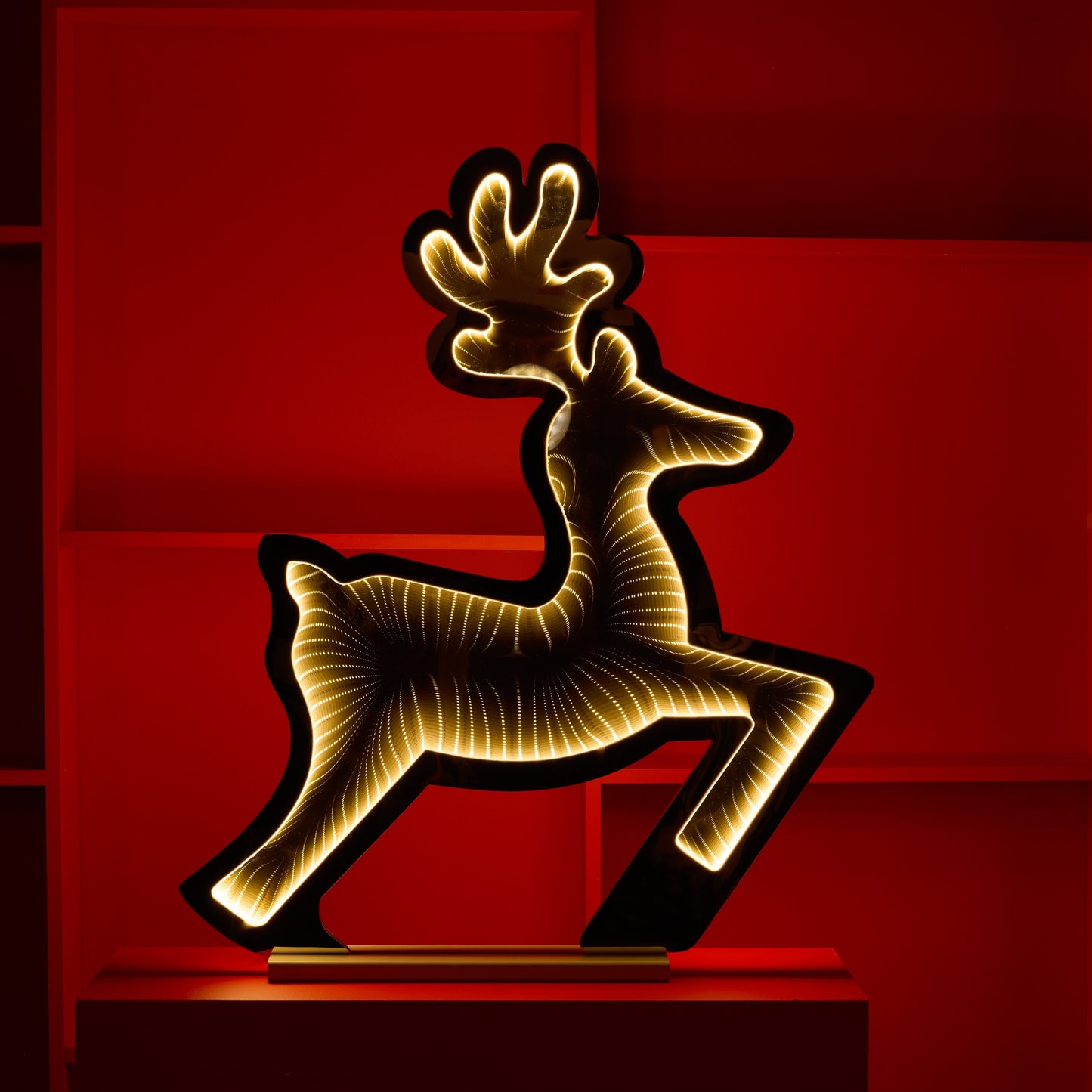 Deer Ekkolight 32.5"H