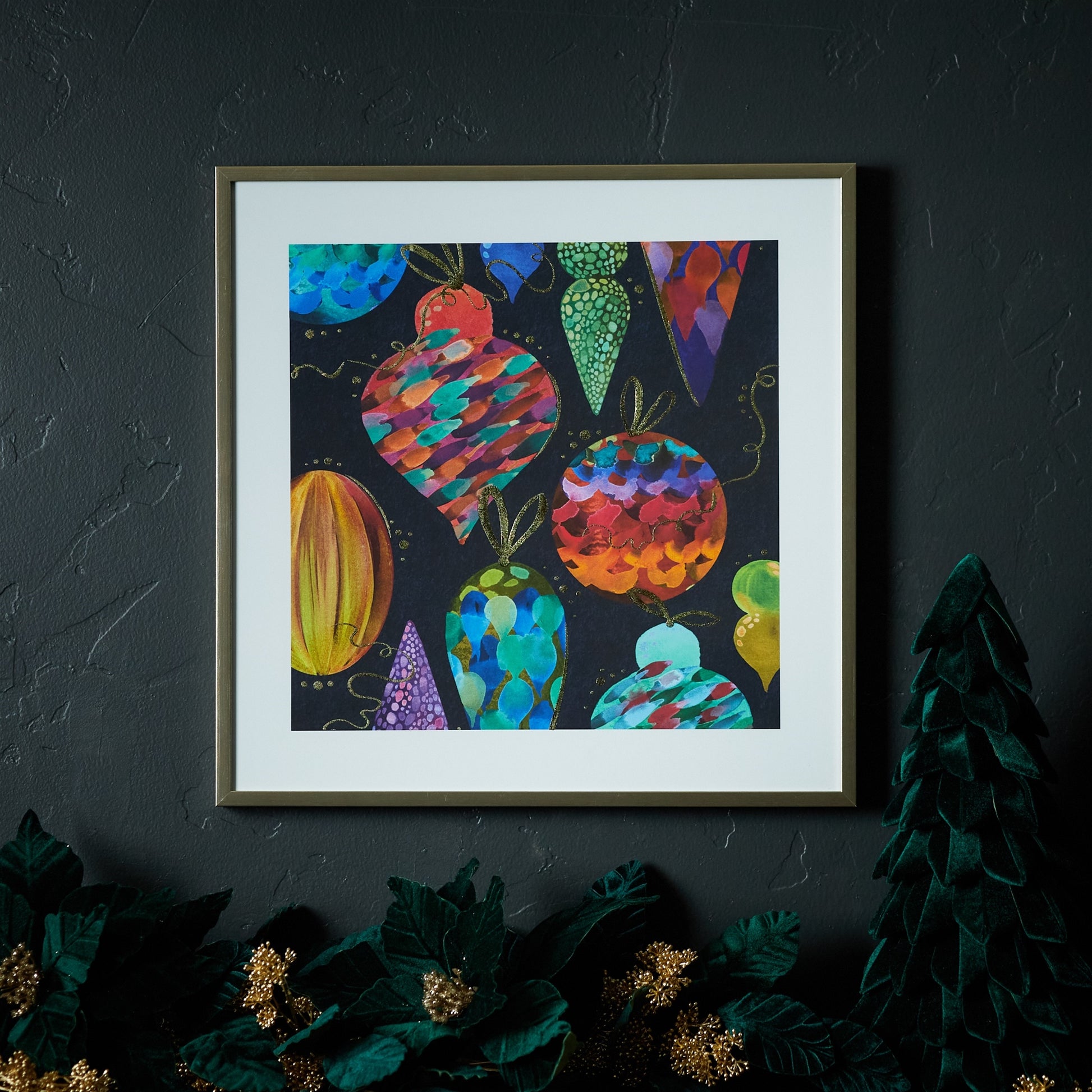 Festive Ornament Frame