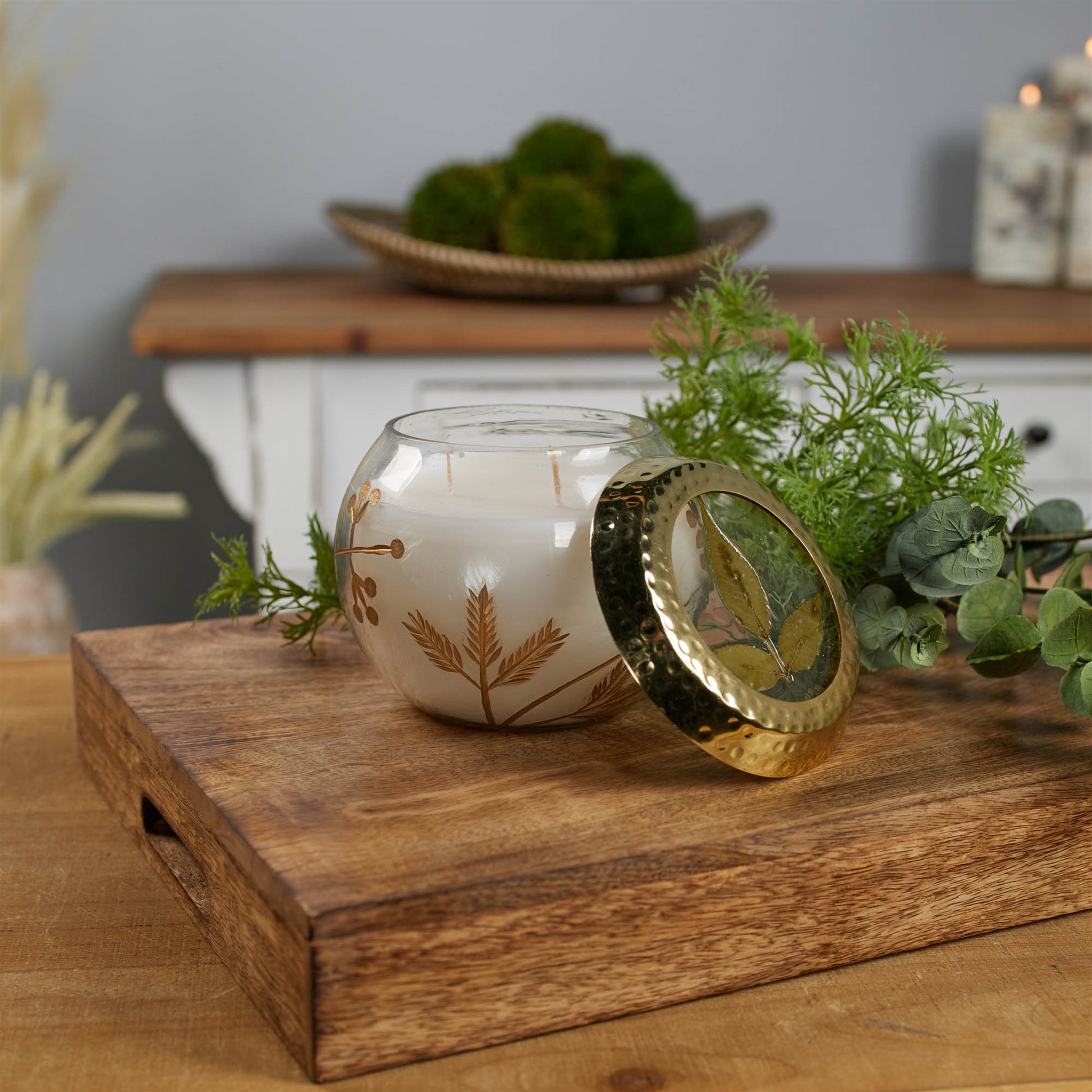 Frosted Juniper Scented Soy Candle with Pressed Leaf Lid 5"D