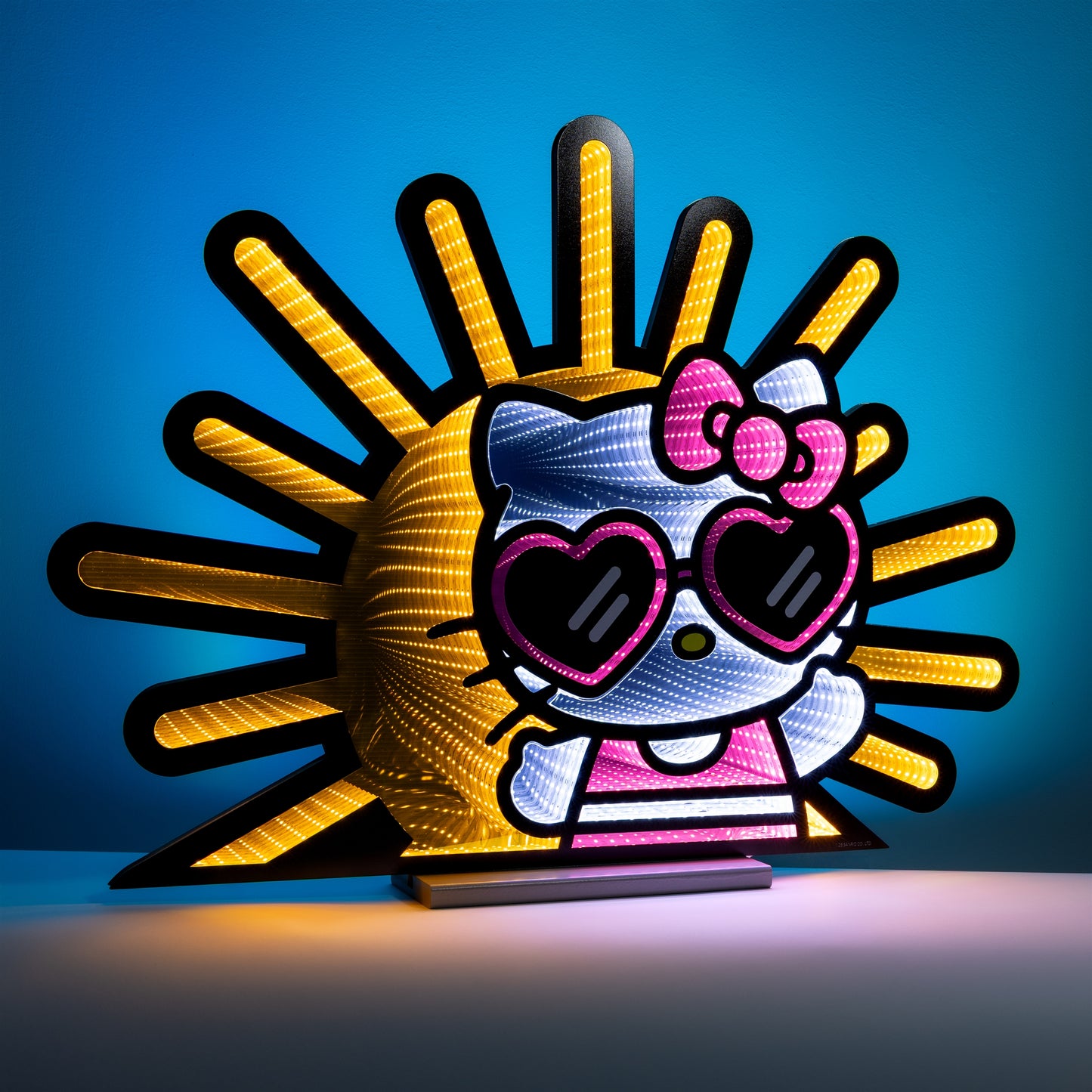 Hello Kitty® Sunshine Ekkolight 24.5"H